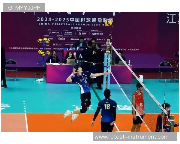 江苏男排与上海男排精彩对决回放全程回顾与赛况分析