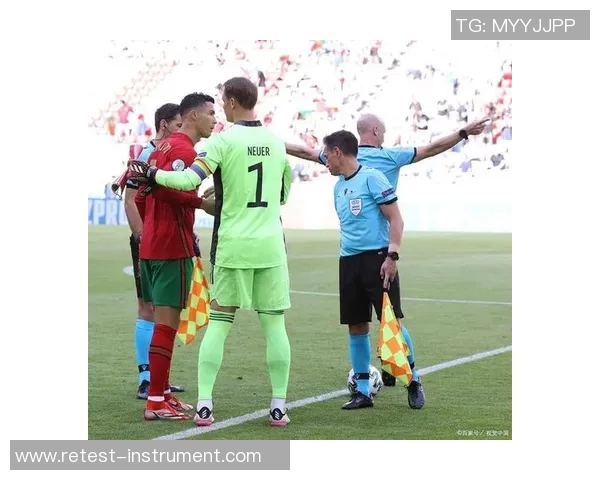 诺伊尔：从守门员到传奇的足球之路与不屈精神