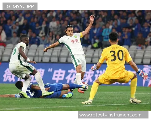 2019年北京国安与上海申花激战回顾:足球盛宴的精彩瞬间与战术较量